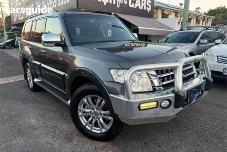 Grey 2014 Mitsubishi Pajero Wagon Glx Lwb (4X4)