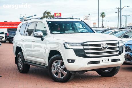 White 2025 Toyota Landcruiser Wagon Lc300 Sahara (4X4)