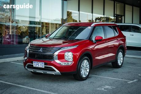 Red 2025 Mitsubishi Outlander Wagon Ls 7 Seat (Awd)