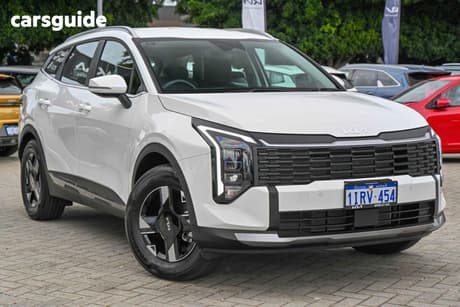 White 2025 Kia Sportage Wagon S (Fwd)