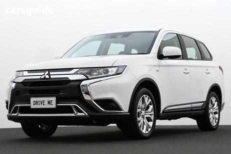 White 2021 Mitsubishi Outlander Wagon Es 7 Seat (2Wd)