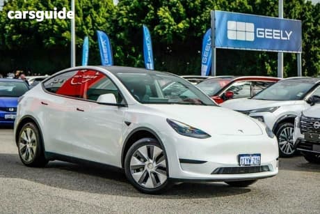 White 2022 Tesla Model Y Wagon Rear-Wheel Drive