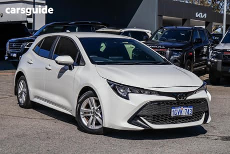 White 2019 Toyota Corolla Hatchback Ascent Sport