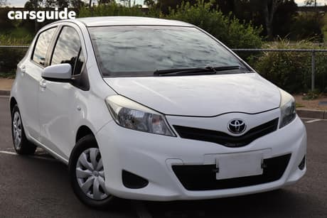 White 2013 Toyota Yaris Hatchback Yr