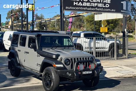 Grey 2021 Jeep Wrangler Unlimited Hardtop Overland (4X4)