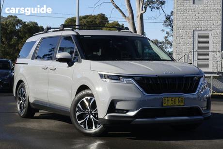 Silver 2023 Kia Carnival Wagon Sli