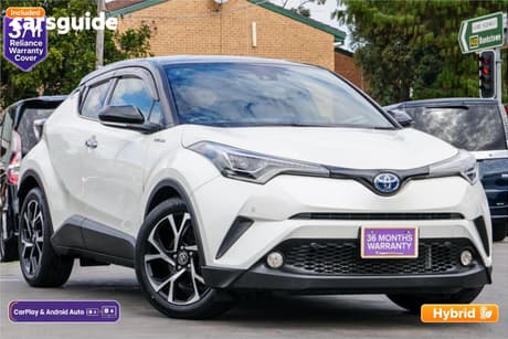 White 2018 Toyota C-HR SUV G TWO TONE (HYBRID)