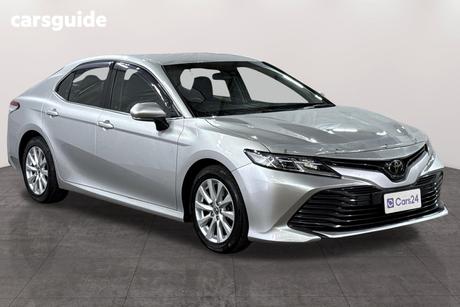 Silver 2019 Toyota Camry Sedan
