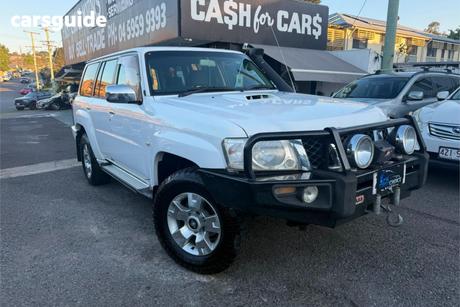 White 2011 Nissan Patrol Wagon St (4X4)