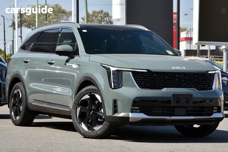 Green 2026 Kia Sorento Wagon S Hev Awd