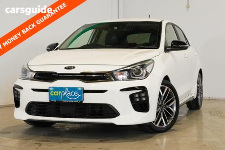 White 2020 Kia RIO Hatchback Gt-Line