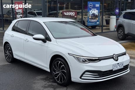 White 2022 Volkswagen Golf Hatchback 110Tsi Life