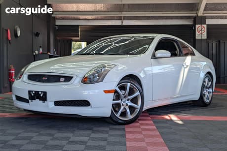 White 2003 Nissan Skyline Coupe 350GT
