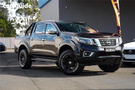 Black 2019 Nissan Navara Dual Cab Pick-up St (4X4)
