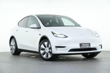White 2022 Tesla Model Y Wagon Rear-Wheel Drive