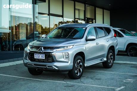 Silver 2024 Mitsubishi Pajero Sport Wagon Exceed (4Wd) 7 Seat