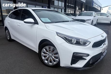 White 2019 Kia Cerato Hatchback S