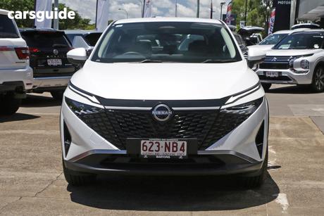 White 2024 Nissan Qashqai Wagon St-L