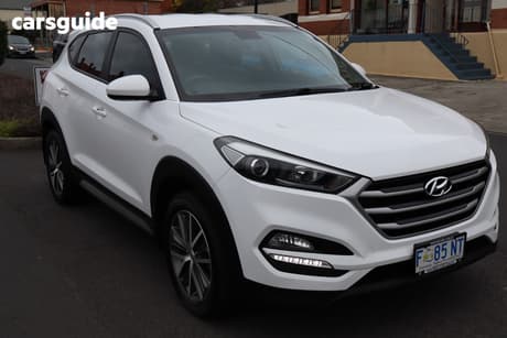 White 2017 Hyundai Tucson Wagon Active X (Fwd)