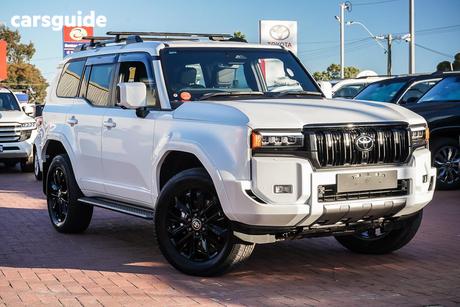 White 2025 Toyota Landcruiser Prado Wagon Vx