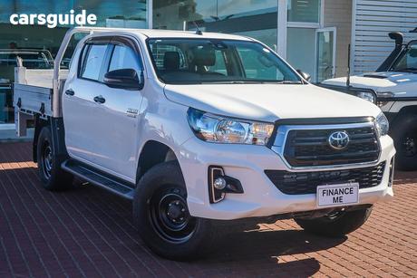 White 2020 Toyota Hilux Double Cab Chassis Sr (4X4)
