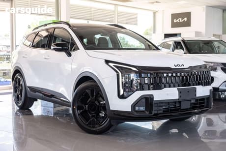 White 2026 Kia Sportage Wagon Gt-Line (Awd)