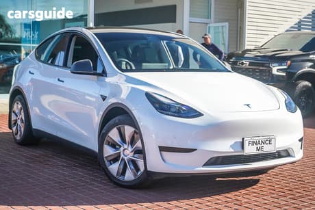 White 2022 Tesla Model Y Wagon Rear-Wheel Drive