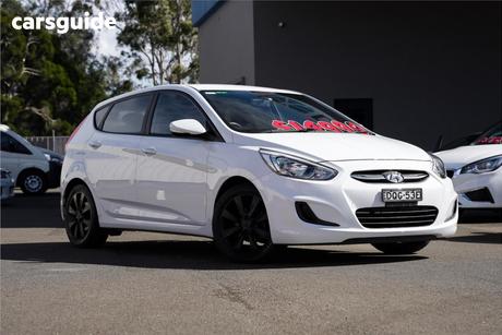 White 2017 Hyundai Accent Hatchback Sport