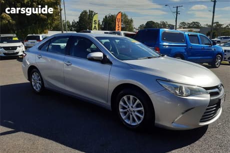 Silver 2015 Toyota Camry Sedan Altise