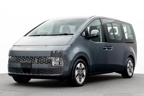 Grey 2021 Hyundai Staria Wagon Highlander