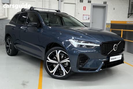 Blue 2022 Volvo XC60 Wagon Recharge Ultimate T8 Phev
