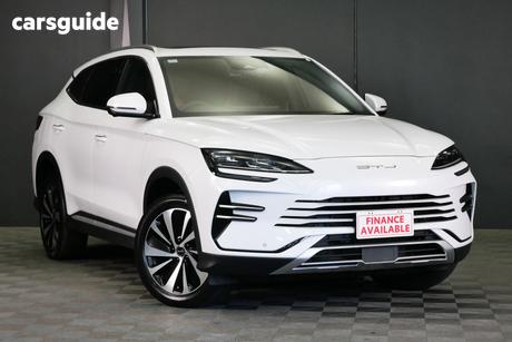 White 2025 BYD Sealion 6 SUV