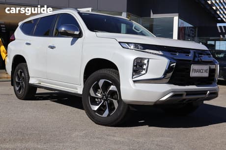 White 2025 Mitsubishi Pajero Sport Wagon Gls (4Wd) 7 Seat