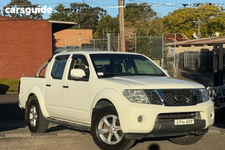 White 2012 Nissan Navara Ute Tray ST