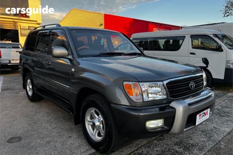 Grey 1998 Toyota Landcruiser SUV VX