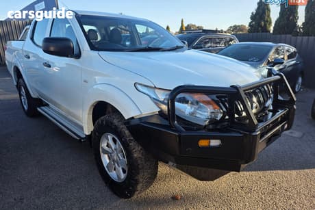 2016 Mitsubishi Triton Dual Cab Utility Glx (4X4)