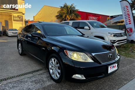 Black 2007 Lexus LS460 Sedan