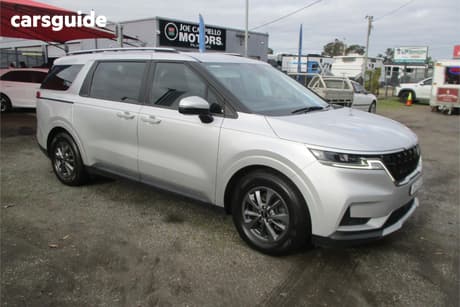 Silver 2022 Kia Carnival Wagon S