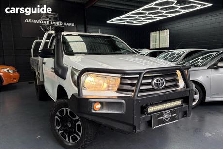 White 2007 Toyota Hilux Cab Chassis Sr (4X4)