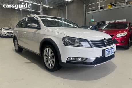 White 2013 Volkswagen Passat Wagon Alltrack