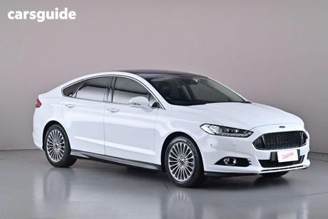 White 2016 Ford Mondeo Hatchback Titanium