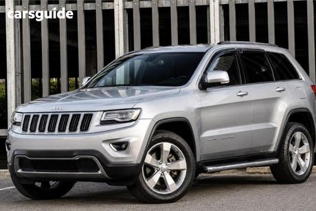 Silver 2017 Jeep Grand Cherokee Wagon Limited (4X4)
