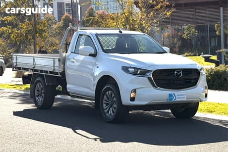 White 2024 Mazda BT-50 Cab Chassis Xt (4X2)