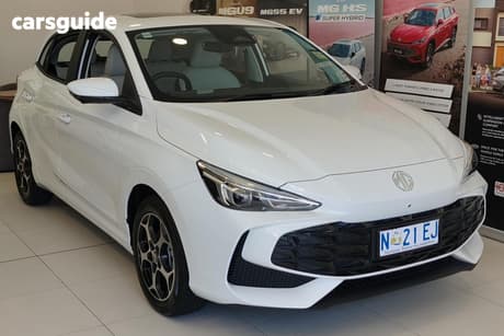 White 2025 MG MG3 Hatchback Essence Hybrid+