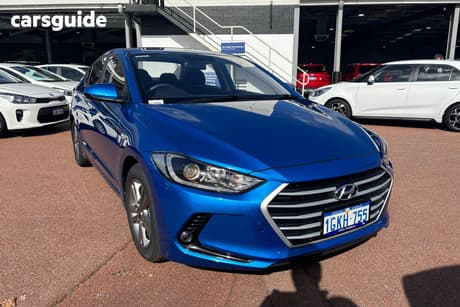 Blue 2017 Hyundai Elantra Sedan Active 2.0 Mpi