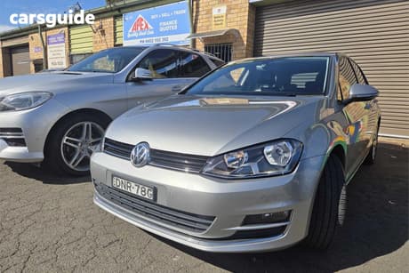 Silver 2017 Volkswagen Golf Hatchback 110 Tsi Highline