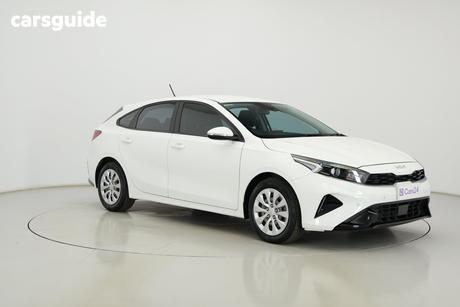 White 2021 Kia Cerato Hatchback S
