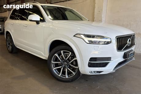 White 2017 Volvo XC90 Wagon D5 Momentum