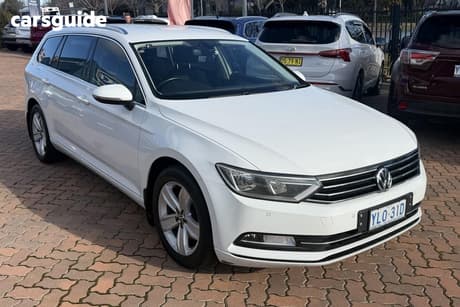 White 2015 Volkswagen Passat Wagon 132 Tsi