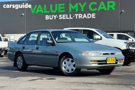 Green 1996 Toyota Lexcen Sedan Csi